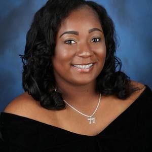 Meet your Posher, Yolanda john